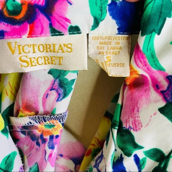 Vintage VS Victoria's Secret Gold Label Floral Sleep Top SMALL 2623 - Picture 7 of 7